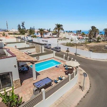 Jenny By فيلة كوراليهو