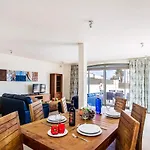 Villa Jenny By